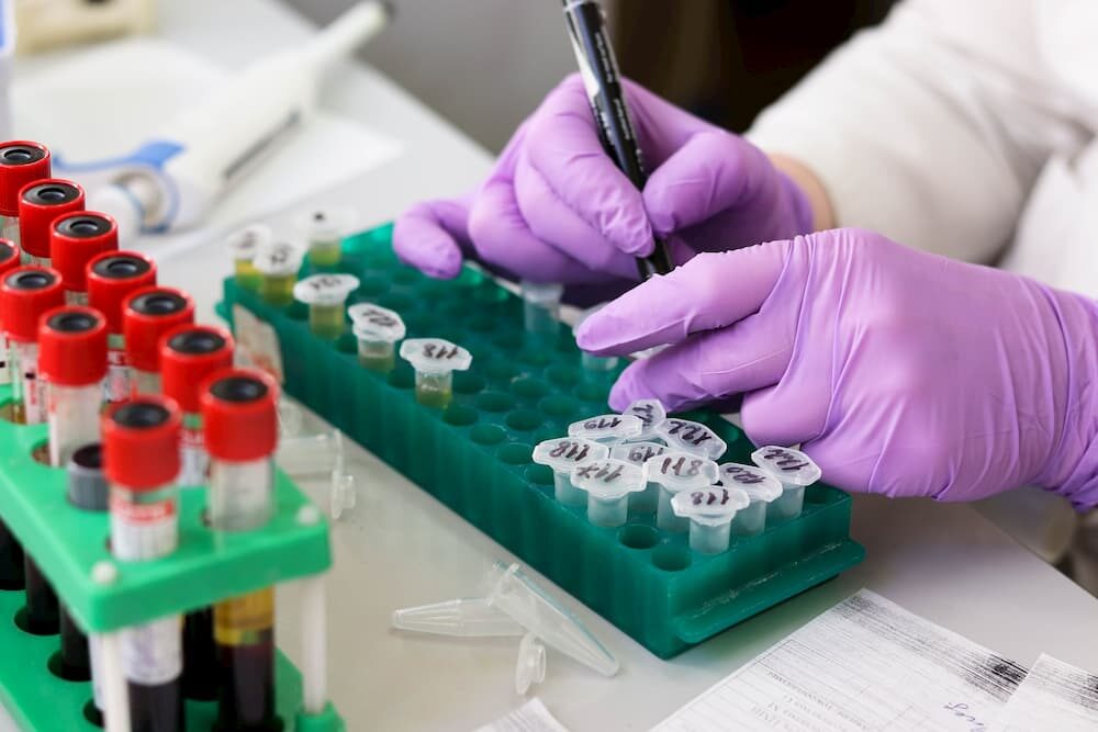 laboratory-3827745_1920 (1)